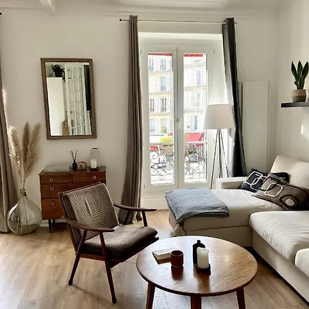 Quartier Latin : Mouffetard, Face Au Metro Apartment *