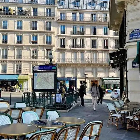 Quartier Latin : Mouffetard, Face Au Metro Apartment *